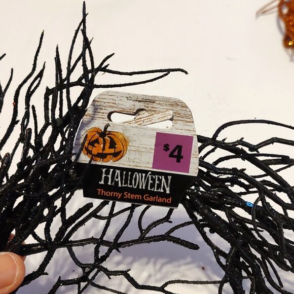 Thorny Stem Vine Garland Sparkling Glitter 70" Floral Wreath Orange or Black - Picture 3 of 7